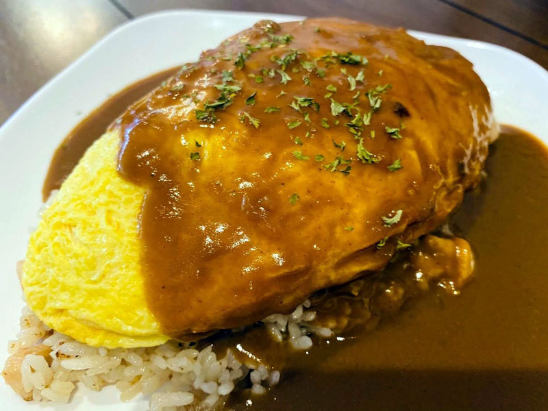 Omelette Curry Rice